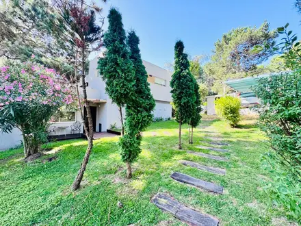 Alquiler temporario de casa em Mar de las pampas