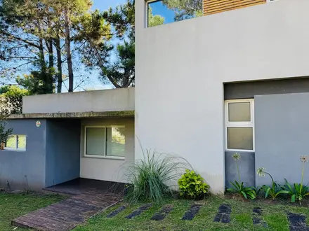 Alquiler temporario de casa em Mar de las pampas