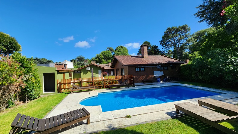 Alquiler temporario de casa em Villa gesell