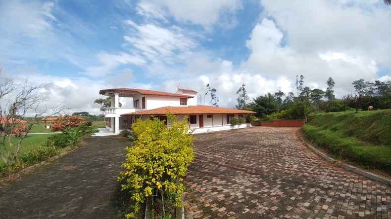 Casa campestre en arriendo para vacaciones | Arriendos en Pereira |  