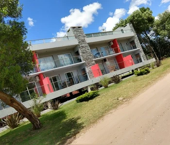 Alquiler temporario de departamento en Mar de las pampas, las gaviotas, mar azul