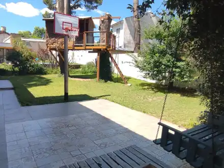 Alquiler temporario de casa em Villa gesell
