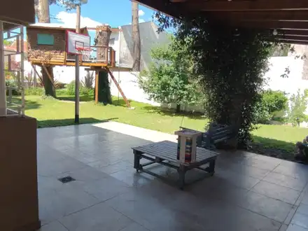 Alquiler temporario de casa em Villa gesell