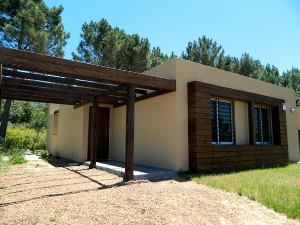 Alquiler temporario de casa em Punta colorada