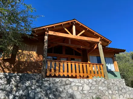 Alquiler temporario de cabana em Villa giardino