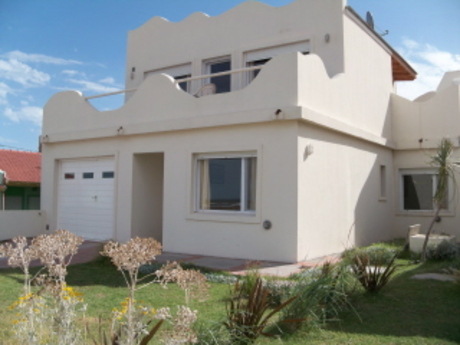 Casas en alquiler en Claromeco con aire acondicionado, jardín |  