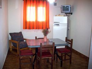 cocina comedor, Alquiler temporario de departamento en Mar de ajo