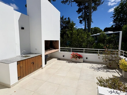 Alquiler temporario de apartamento em Villa gesell